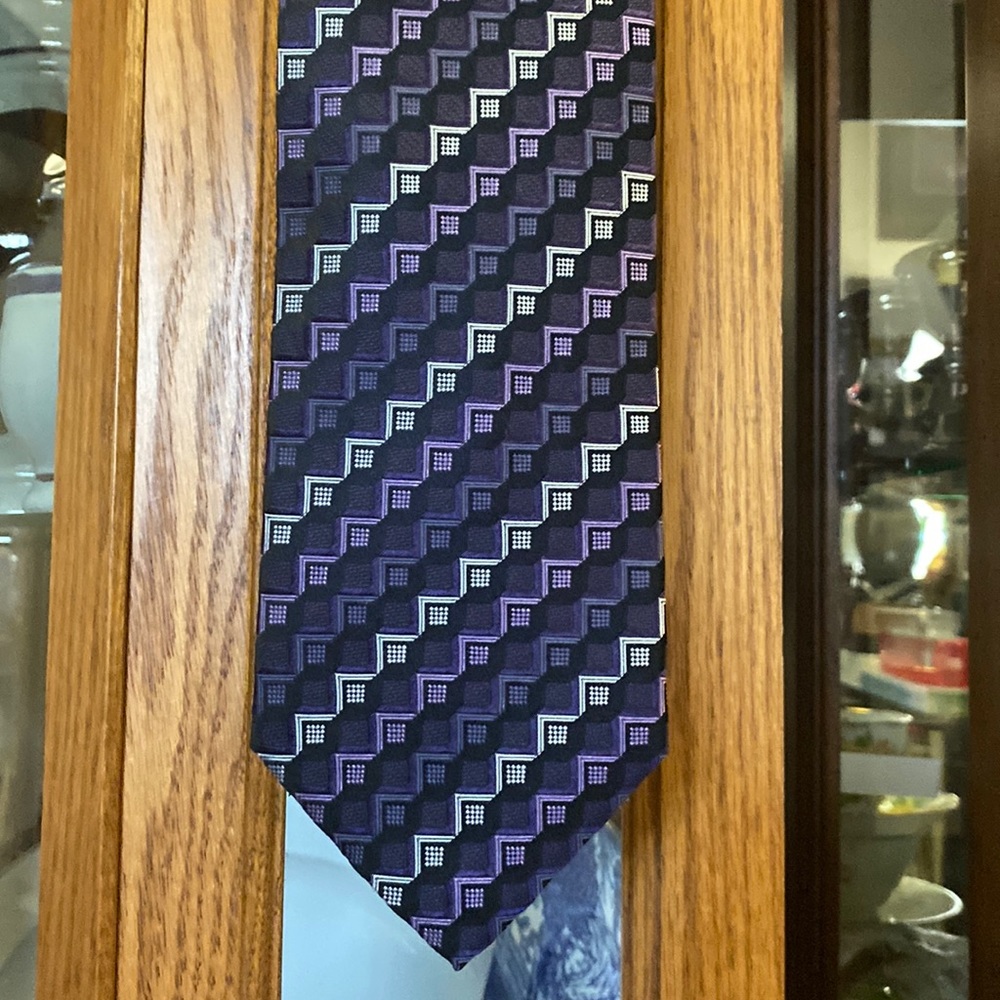 Valerie Garati handmade silk men’s tie